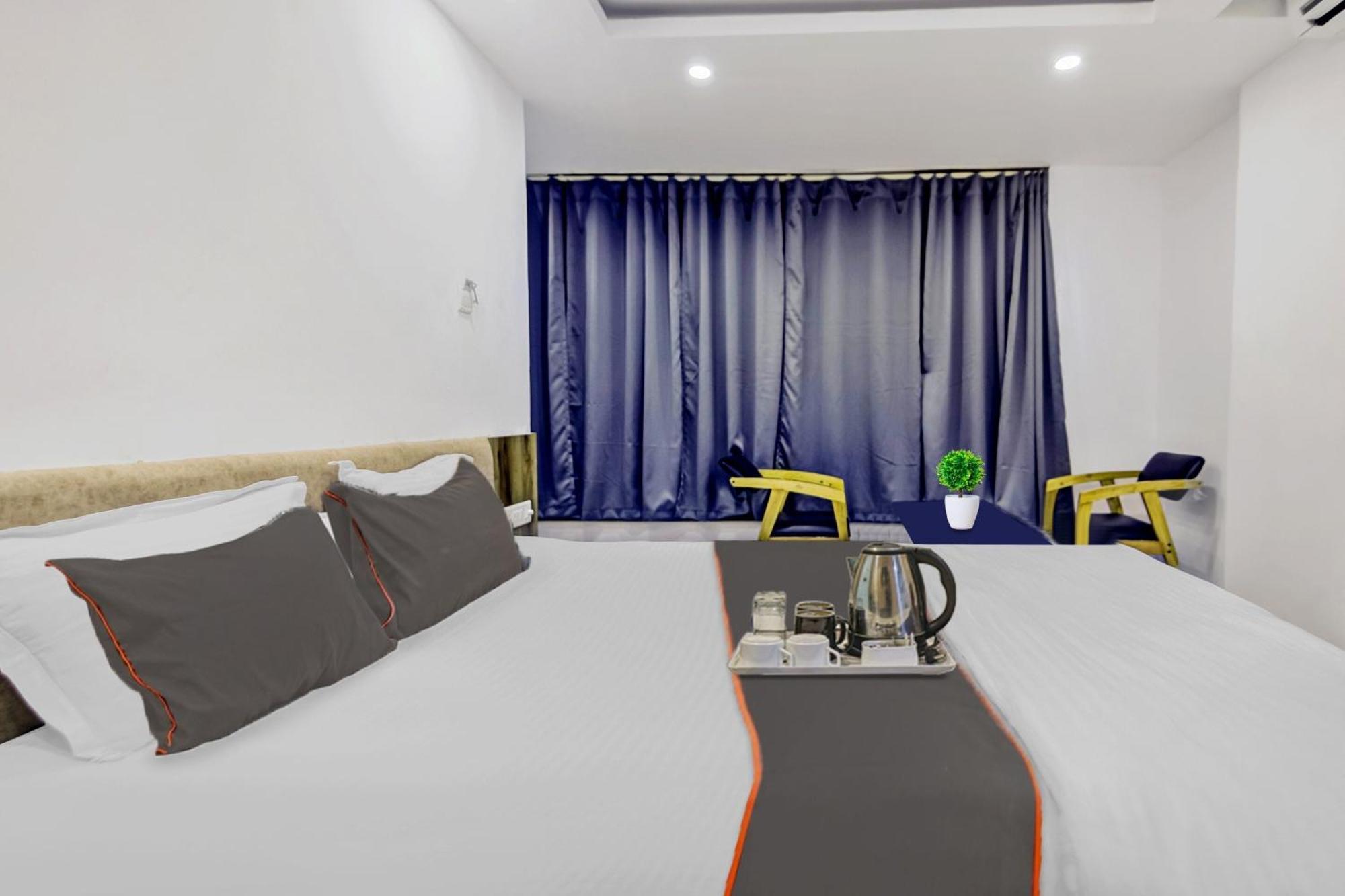 Capital O The Jumar Hotel Silwai Exterior photo